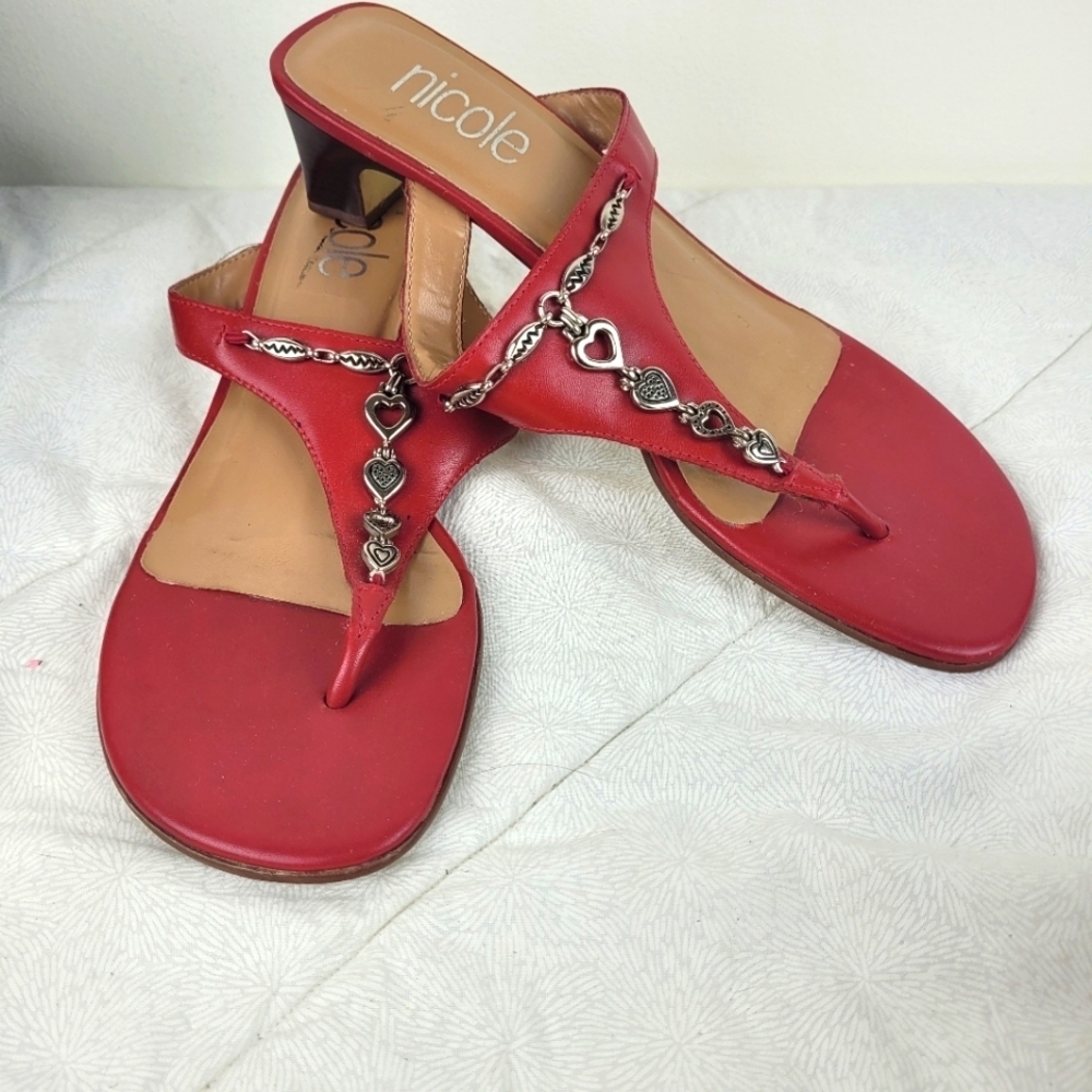 Nicole red leather flip flop thong sandals silver heart chain accent low heel 8